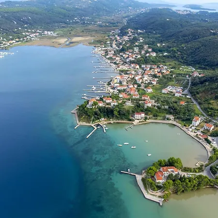 Apartament Supetarska Draga - Donja 2013c *