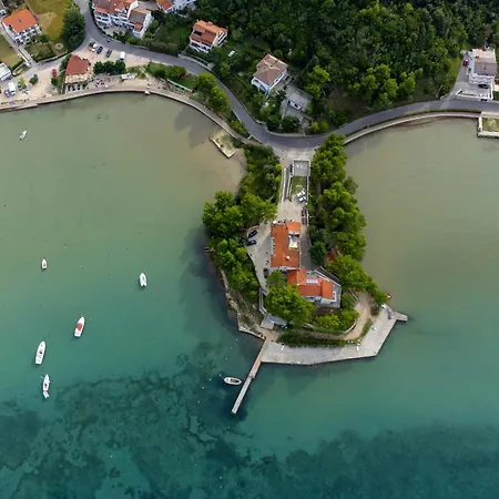 Supetarska Draga - Donja 2013c * Rab Town