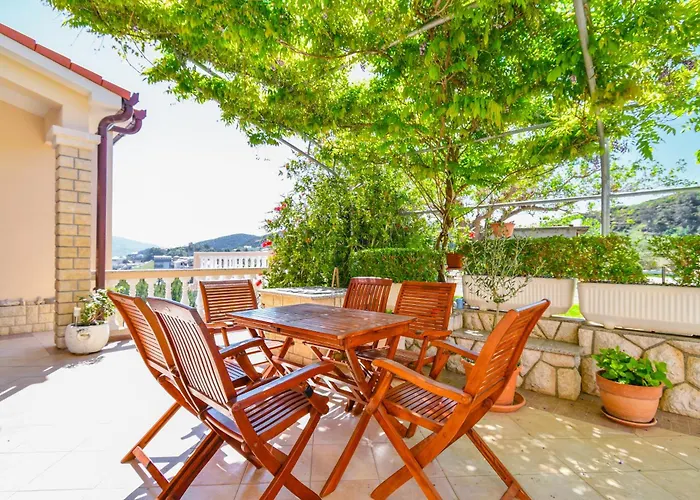 Supetarska Draga - Donja 2013c * Rab Town