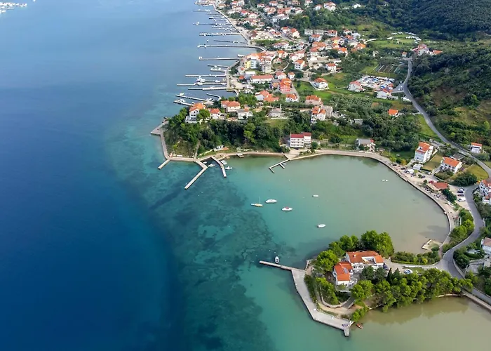 Apartment Supetarska Draga - Donja 2013c *
