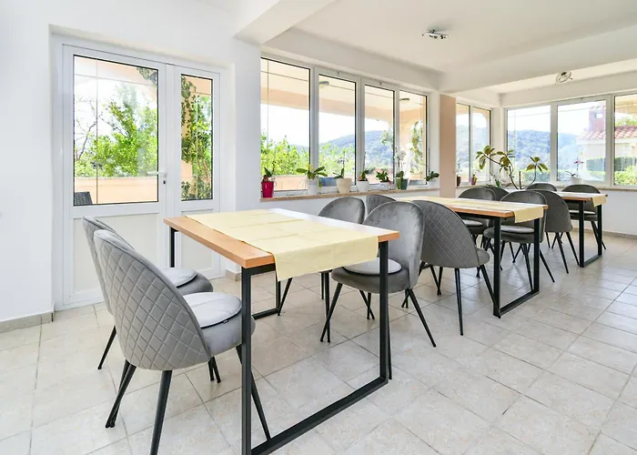 Apartment Supetarska Draga - Donja 2013c *