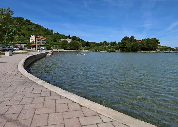 Supetarska Draga - Donja 2013c *
