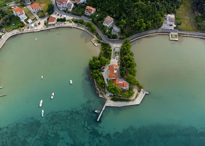 Supetarska Draga - Donja 2013c * Rab Town